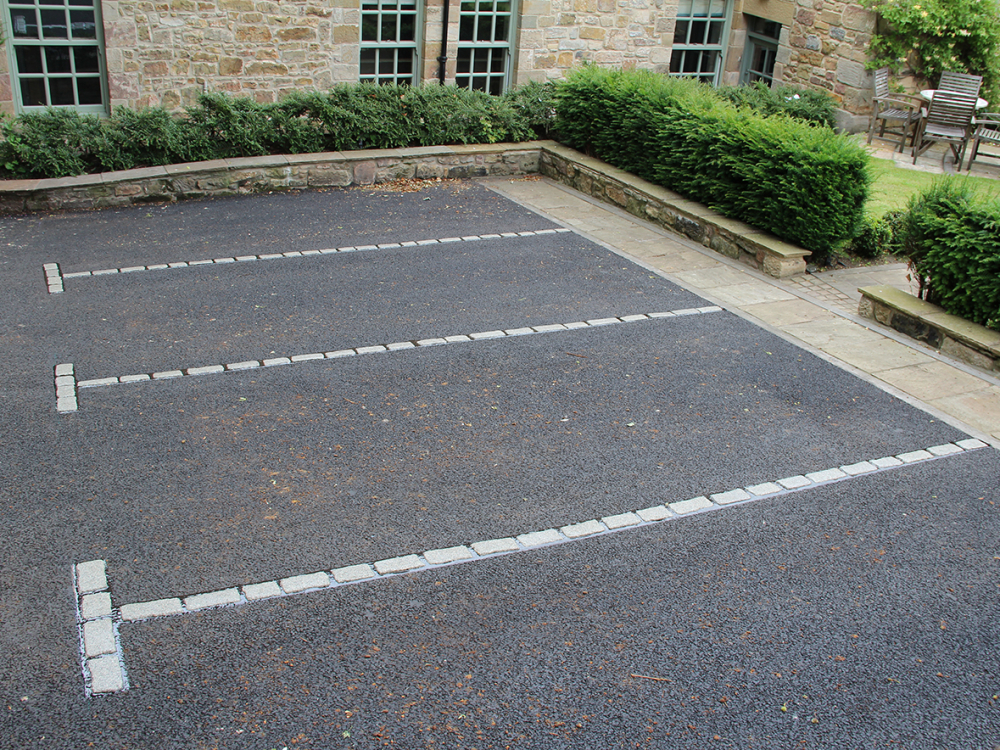 parking and road demarcations with Quicksetts